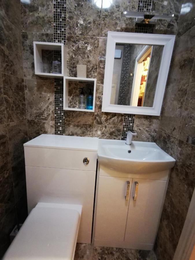 Dolweunydd Bed And Breakfast Betws-y-Coed Esterno foto